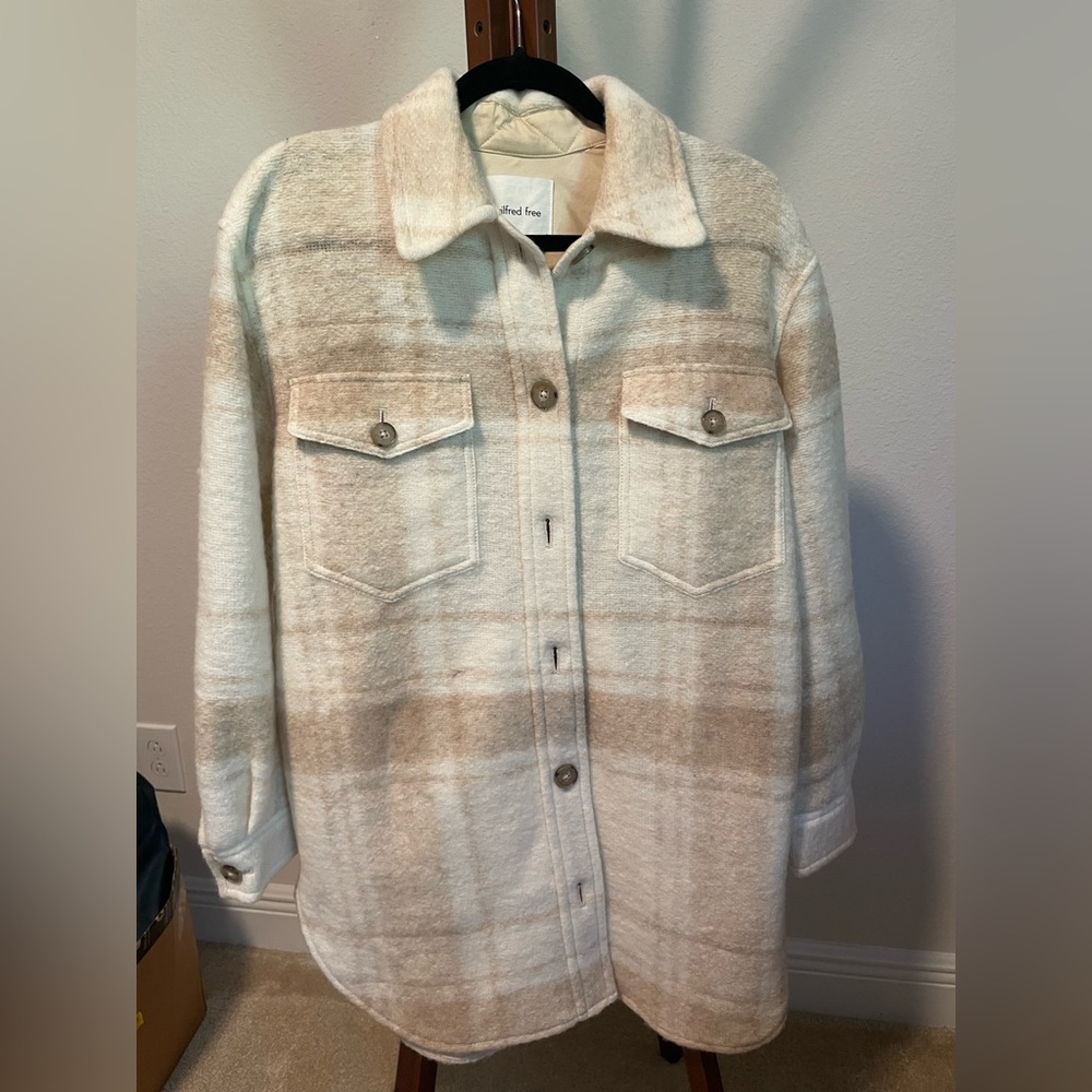 NWT Aritzia Ganna Shirt Jacket Size S
